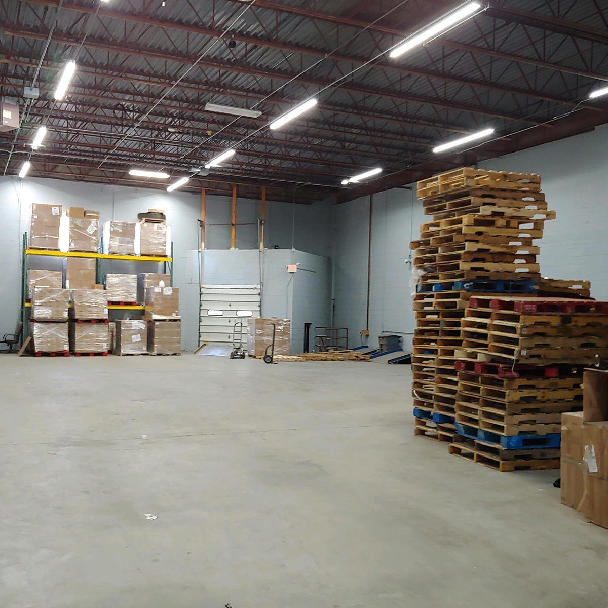8ft LED Linear Strip Light - Linkable - 3 CCT - 60/70/80W